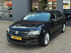 Zwart Gebruikt 2013 VW Jetta Sedan | € 8.999 (Iets duurder)