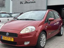 Rood Gebruikt 2006 Fiat Grande Punto Emotion Hatchback | € 1.490 (Eerlijke prijs)