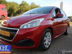 Rood Gebruikt 2016 Peugeot 208 Active Hatchback | € 7.400 (Goede deal)