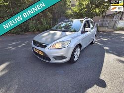 Grijs, metallic lak Gebruikt 2008 Ford Focus Trend Stationwagen | € 2.499 (Eerlijke prijs)
