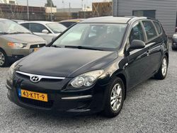 Zwart Gebruikt 2010 Hyundai i30 Active Stationwagen | € 2.950 (Eerlijke prijs)