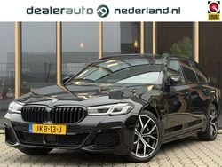 Zwart Gebruikt 2023 BMW 530 M Sport Stationwagen | € 41.950 (Eerlijke prijs)