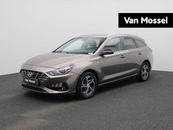 Bruin Gebruikt 2022 Hyundai i30 Stationwagen | € 18.900 (Eerlijke prijs)