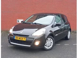 Zwart Gebruikt 2010 Renault Clio II Collection Hatchback | € 4.750 (Duur)