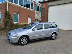 Grijs Gebruikt 2004 Opel Astra Njoy Stationwagen | € 1.399 (Iets duurder)