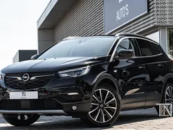Zwart Gebruikt 2022 Opel Grandland X Ultimate SUV | € 27.910 (Eerlijke prijs)