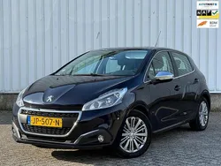 Blauw Gebruikt 2016 Peugeot 208 Allure Hatchback | € 5.749 (Goede deal)
