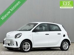 Wit Gebruikt 2021 Smart ForFour Electric Drive Hatchback | € 8.995