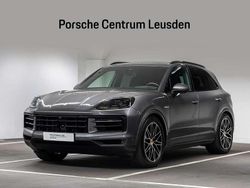 Grijs Gebruikt 2024 Porsche Cayenne S E-Hybrid SUV | € 124.900