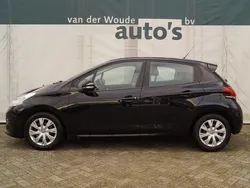 Zwart Gebruikt 2019 Peugeot 208 Active Hatchback | € 7.900 (Eerlijke prijs)