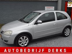 Grijs Gebruikt 2006 Opel Corsa Hatchback | € 950 (Eerlijke prijs)