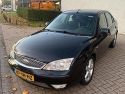 Gebruikt 2006 Ford Mondeo Platinum | € 2.399 (Eerlijke prijs)