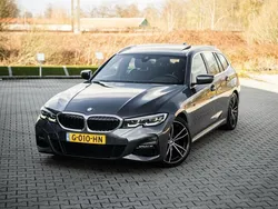 Grijs Gebruikt 2019 BMW 320 M Sport Stationwagen | € 24.850 (Duur)