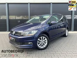 Blauw Gebruikt 2019 VW Touran Comfortline MPV | € 20.950 (Eerlijke prijs)