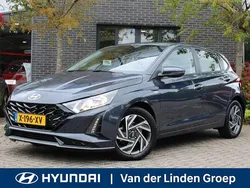 Grijs Gebruikt 2024 Hyundai i20 Comfort Hatchback | € 23.950 (Eerlijke prijs)
