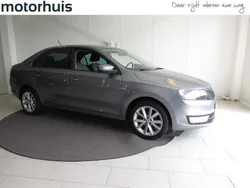 Grijs Gebruikt 2013 Skoda Rapid Sedan | € 6.000 (Eerlijke prijs)