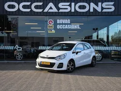 Wit Gebruikt 2015 Kia Rio Comfort Hatchback | € 8.450 (Iets duurder)
