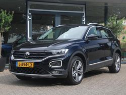 Zwart Gebruikt 2021 VW T-Roc Sportline SUV | € 24.990 (Eerlijke prijs)