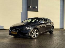 Zwart Gebruikt 2015 Volvo V40 R-Design Stationwagen | € 16.590 (Duur)
