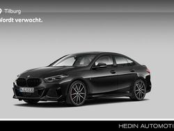 Zwart Gebruikt 2022 BMW M235 Executive Coupé | € 43.880 (Eerlijke prijs)
