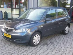 Grijs Gebruikt 2007 Mazda 2 Exclusive MPV | € 2.650