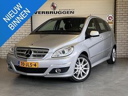 Grijs Gebruikt 2009 Mercedes B150 MPV | € 4.950 (Eerlijke prijs)