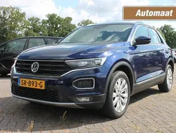 Blauw Gebruikt 2018 VW T-Roc Sportline SUV | € 23.850 (Eerlijke prijs)