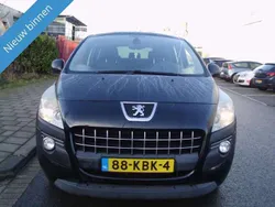 Zwart, metallic lak Gebruikt 2009 Peugeot 3008 Stationwagen | € 2.749 (Eerlijke prijs)