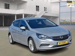 Grijs Gebruikt 2018 Opel Astra Business Hatchback | € 6.950