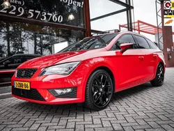 Rood Gebruikt 2015 Seat Leon FR Stationwagen | € 15.950