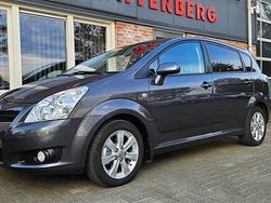 Grijs Gebruikt 2009 Toyota Verso Luna MPV | € 5.950 (Eerlijke prijs)