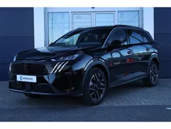 Zwart, metallic lak Gebruikt 2025 Peugeot 5008 Allure MPV | € 40.900 (Eerlijke prijs)