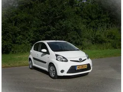 Wit Gebruikt 2012 Toyota Aygo Comfort Hatchback | € 4.500 (Eerlijke prijs)