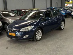 Blauw Gebruikt 2010 Opel Astra Edition Hatchback | € 2.999 (Eerlijke prijs)