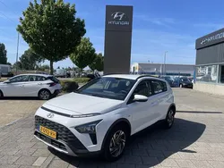 Wit Gebruikt 2024 Hyundai Bayon Comfort SUV | € 24.995 (Eerlijke prijs)