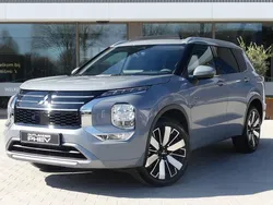 Grijs Nieuw 2025 Mitsubishi Outlander Instyle SUV | € 62.395 (Eerlijke prijs)