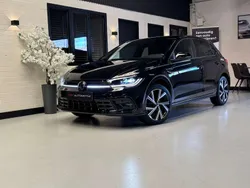 Zwart Gebruikt 2022 VW Polo R-line Hatchback | € 25.650 (Iets duurder)