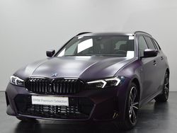 Paars Gebruikt 2025 BMW 330e M Sport Stationwagen | € 55.950 (Eerlijke prijs)