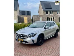 Grijs Gebruikt 2019 Mercedes GLA180 Premium Plus SUV | € 23.950 (Eerlijke prijs)