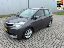 Grijs Gebruikt 2012 Toyota Verso MPV | € 3.495