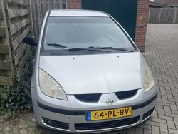 Grijs Gebruikt 2004 Mitsubishi Colt Invite Sedan | € 1.750 (Eerlijke prijs)