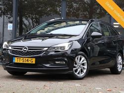Zwart Gebruikt 2018 Opel Astra Executive Stationwagen | € 9.995 (Eerlijke prijs)