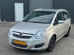 Grijs Gebruikt 2008 Opel Zafira Cosmo MPV | € 1.950 (Eerlijke prijs)