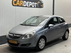 Grijs Gebruikt 2007 Opel Corsa Essentia Hatchback | € 1.998 (Eerlijke prijs)