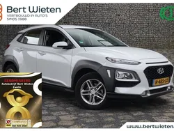 Wit Gebruikt 2020 Hyundai Kona Comfort SUV | € 18.790 (Eerlijke prijs)