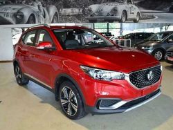 Rood Gebruikt 2021 MG ZS Luxury Sedan | € 30.750