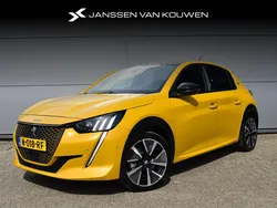 Geel Gebruikt 2021 Peugeot e-208 GT Hatchback | € 18.885 (Eerlijke prijs)