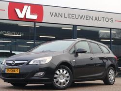 Zwart, metallic lak Gebruikt 2011 Opel Astra Edition Stationwagen | € 1.148 (Super prijs)