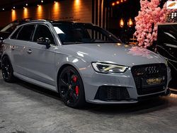 Grijs Gebruikt 2015 Audi A3 Sportback Comfort Hatchback | € 31.900