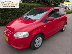 Rood Gebruikt 2007 VW Fox Trendline Hatchback | € 950 (Goede deal)